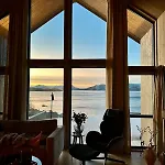 Chalet With Sea View *
